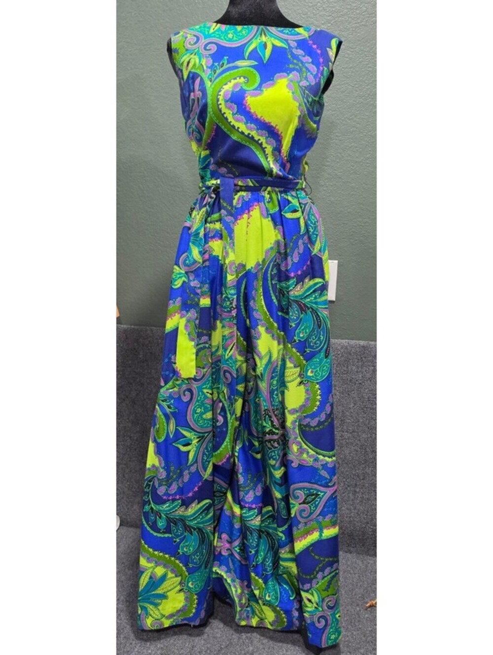 VS25. Vintage 60s Sun Fashions of Hawaii psychedelic palazzo jumpsuit paisley